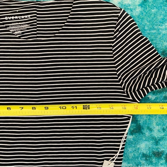 Everlane The Short-Sleeve Crew Neck Stripe Bodysuit Medium - Picture 12 of 13
